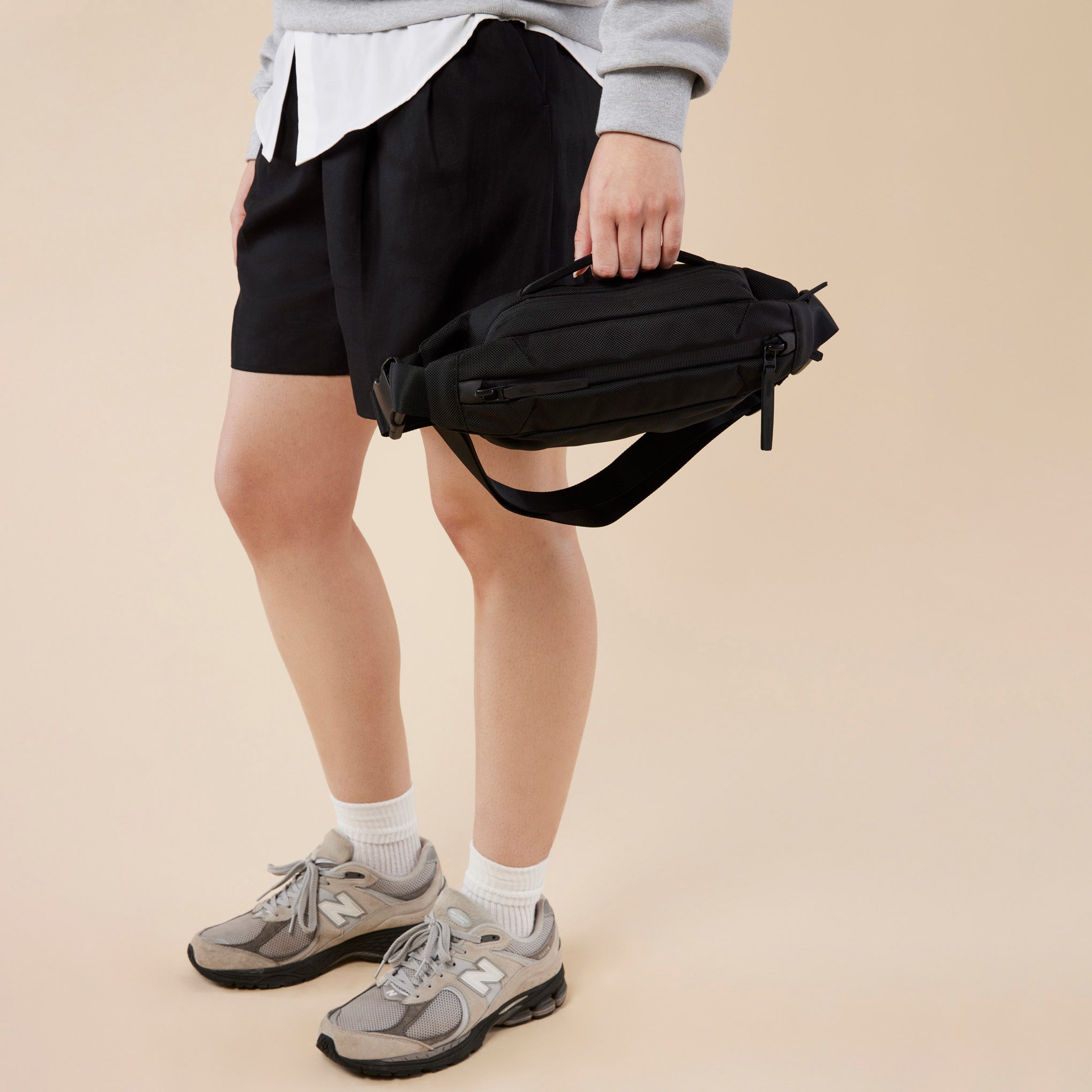 Aer City Sling 3 Crossbody Bag – Compact & Durable Travel Essential