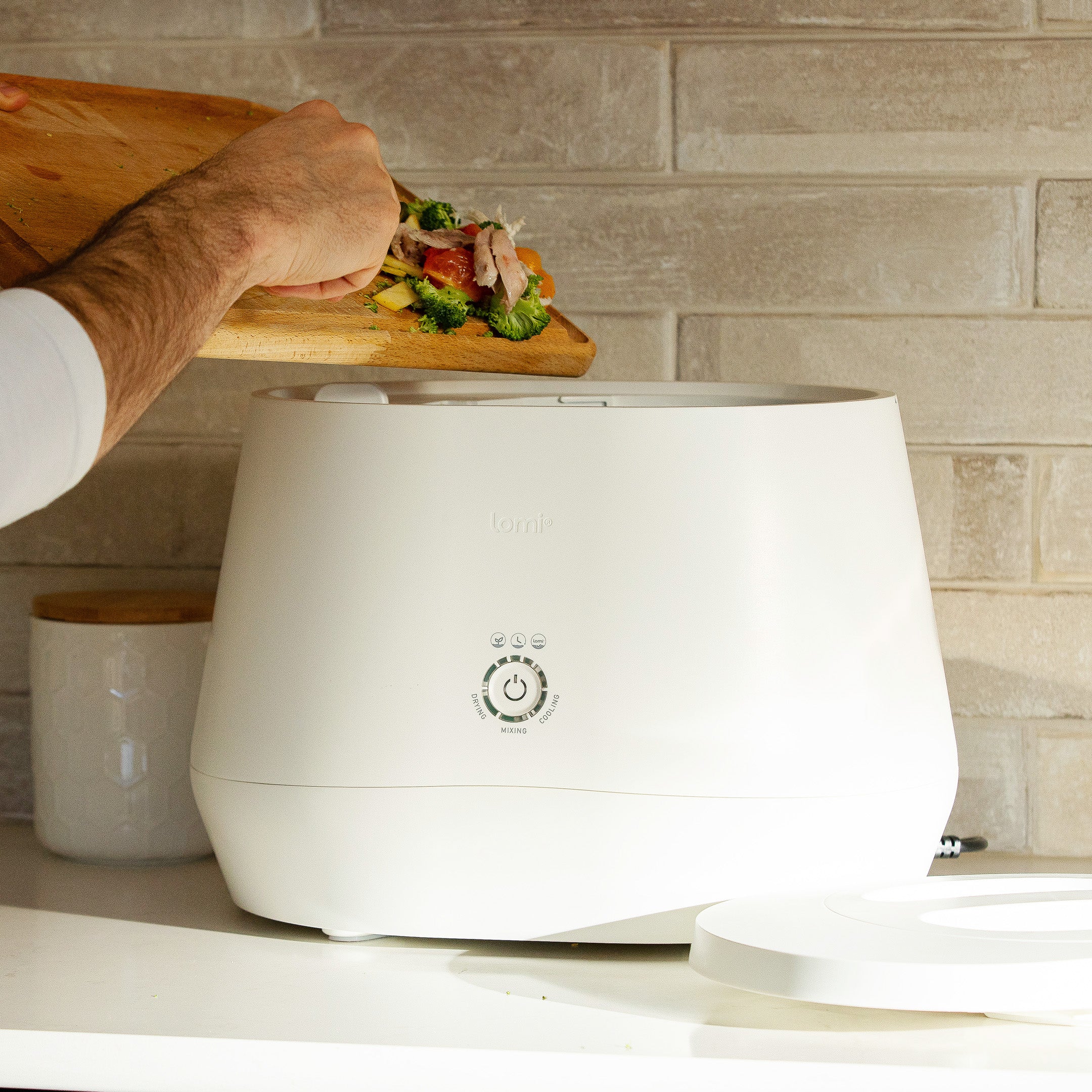 Lomi Kitchen Composter for Food Waste – Eco-Friendly & Odor-Free