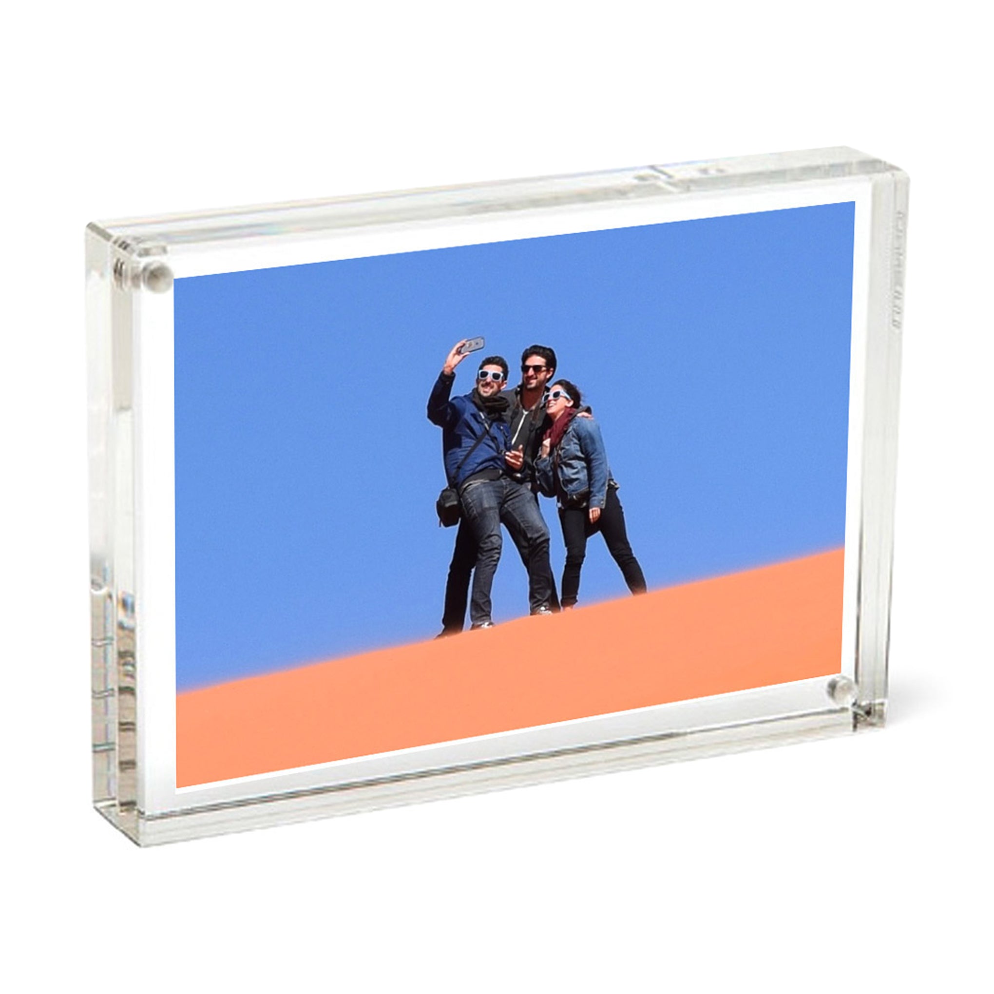 Nicolai Canetti Original 5x7 Magnetic Picture Frame - Clear Acrylic