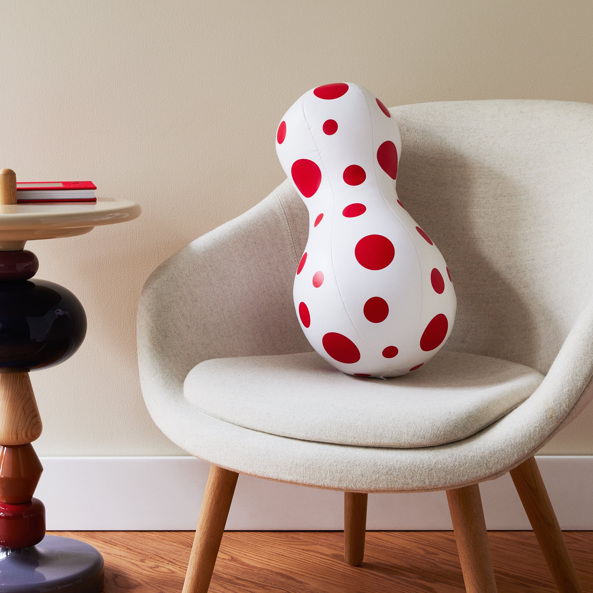 Yayoi Kusama Polka Dot Plush Balloon Sculpture - White