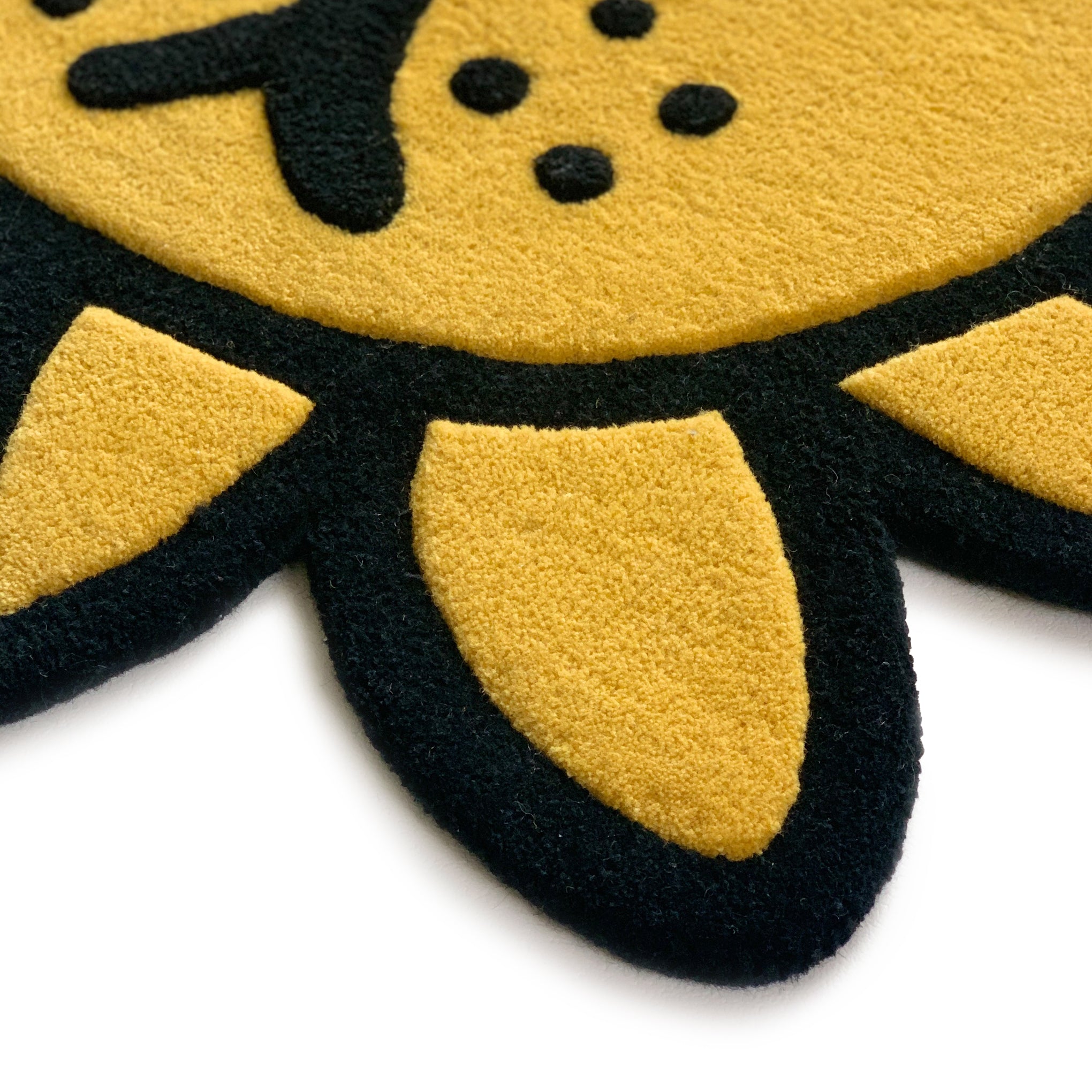 Miffy & Friends Kids Wool Rug - Hand-Tufted Yellow Lion Design