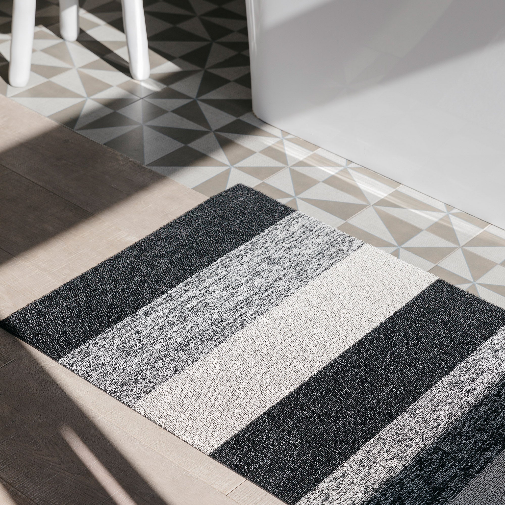 Chilewich Marbled Stripe Shag Bathroom Rug - Waterproof & Durable