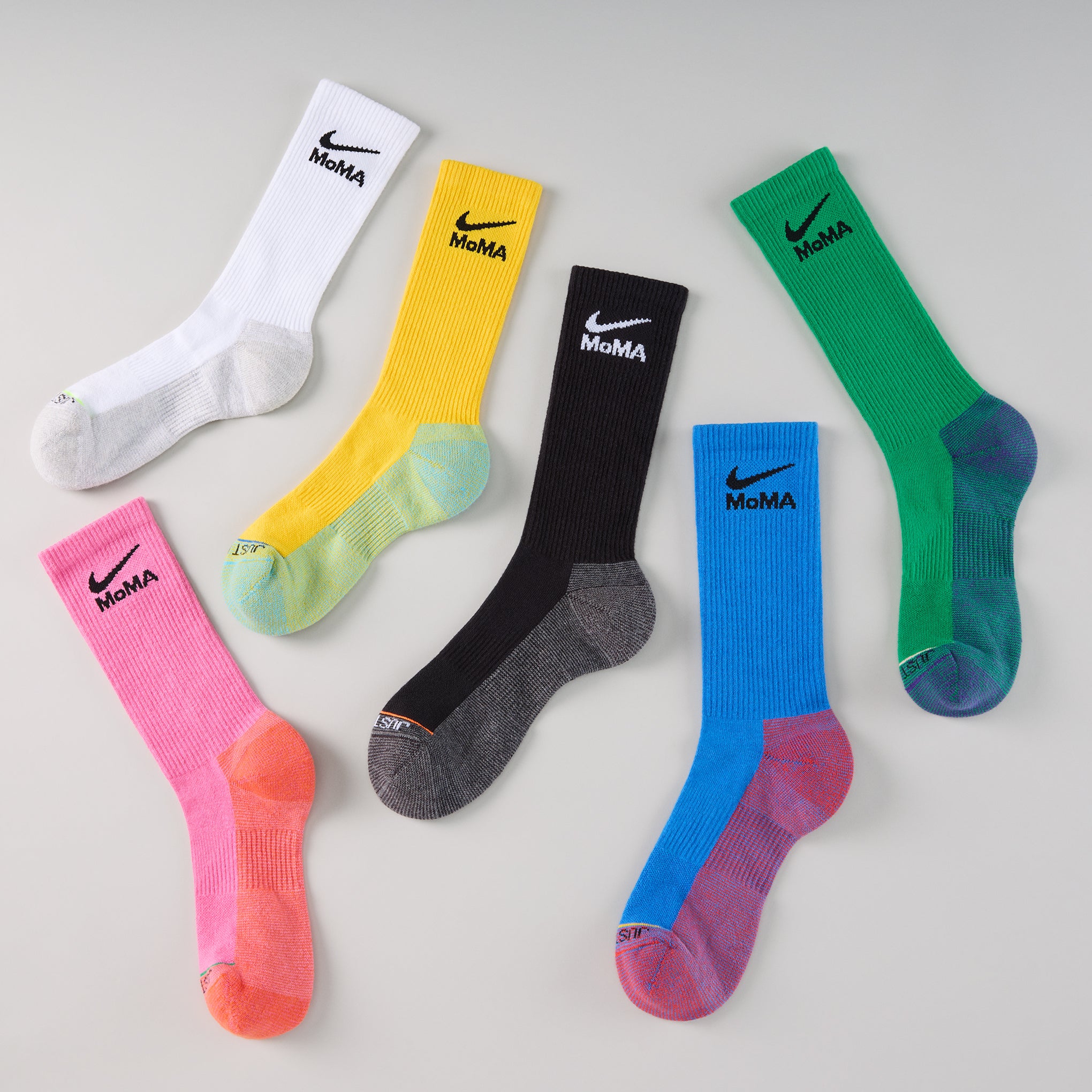 MoMA Nike Cushioned Everyday Socks - White