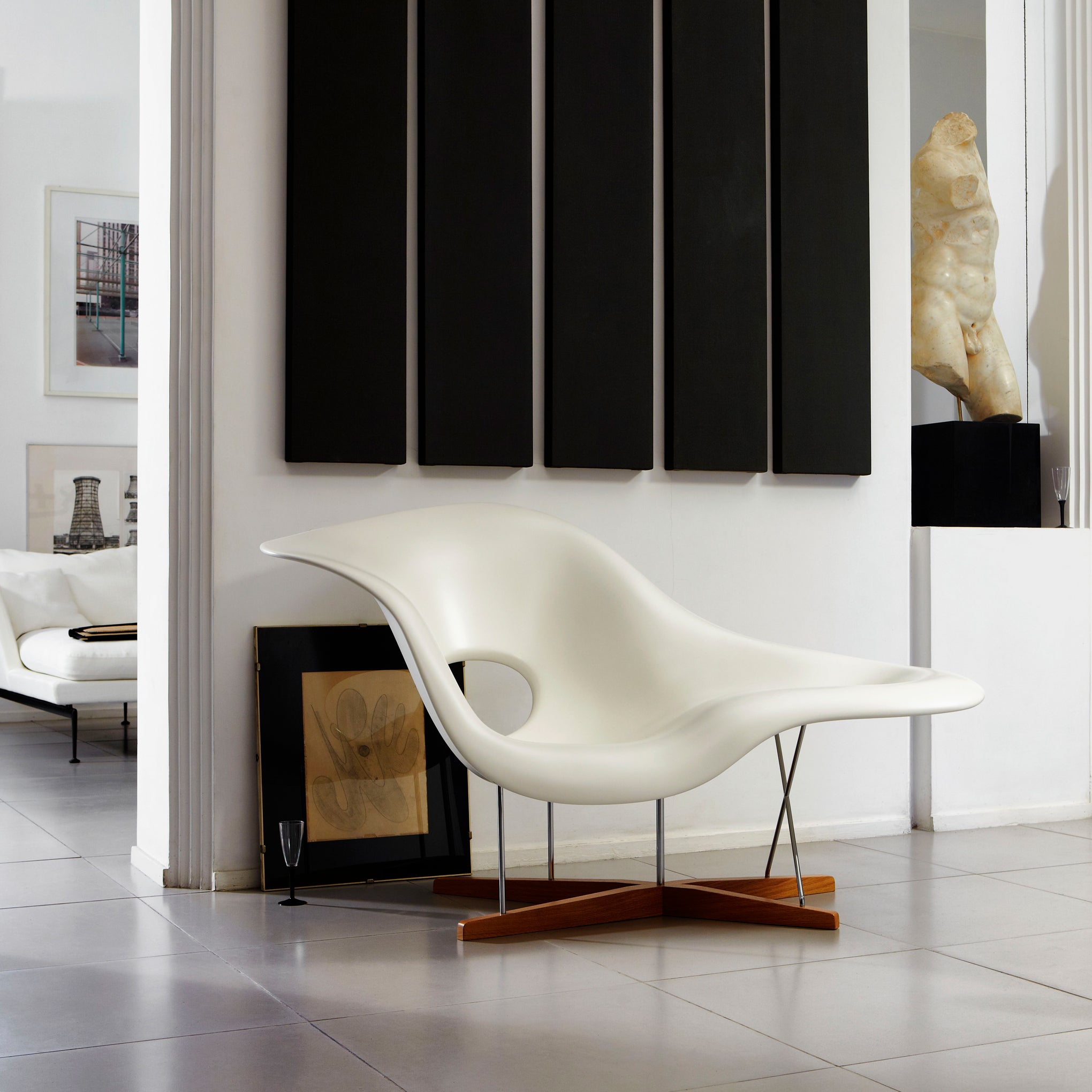 Vitra Eames La Chaise Lounge Chair - White Lacquer & Oak Base