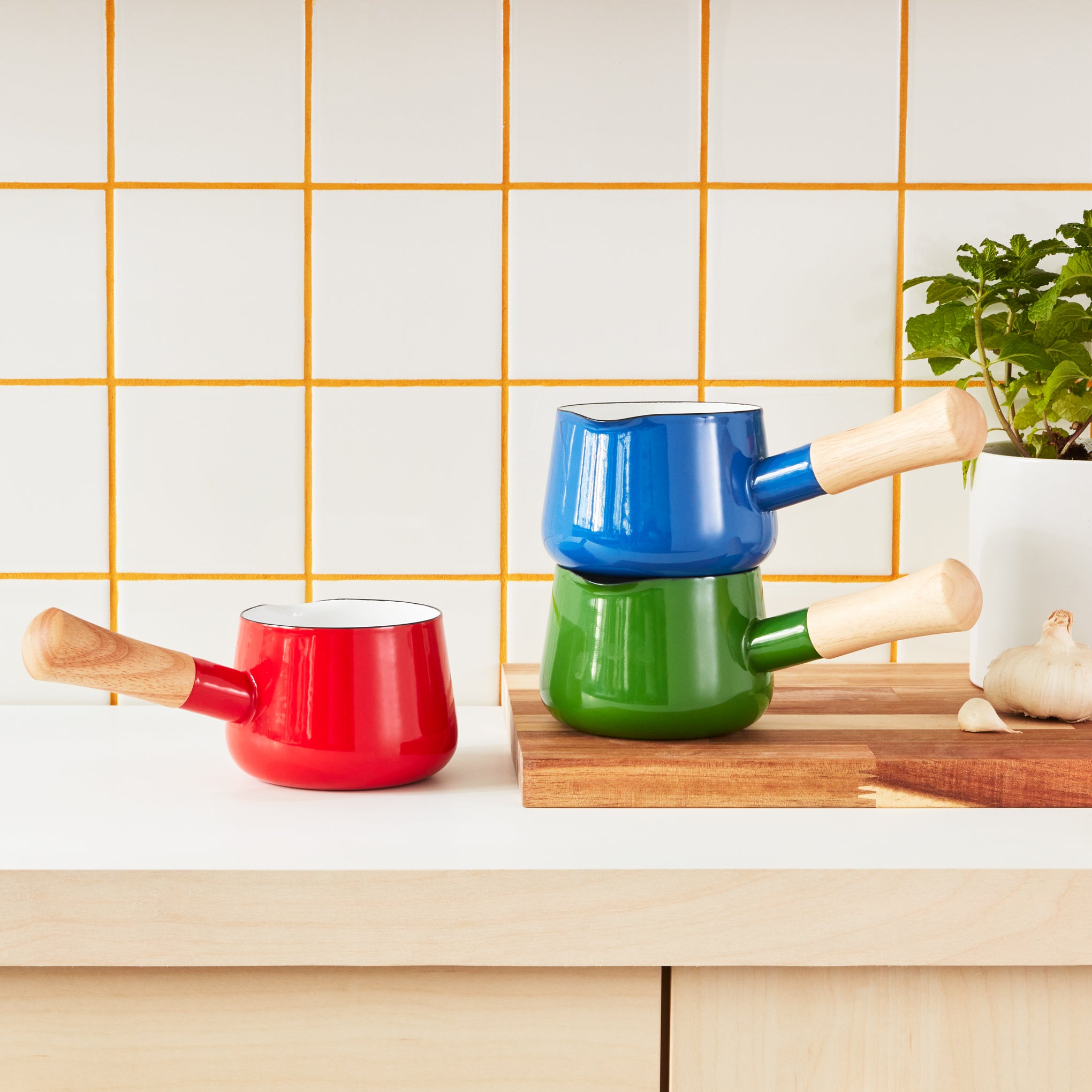 MoMA Green Porcelain Enamel Milk Pan for Induction Stovetops
