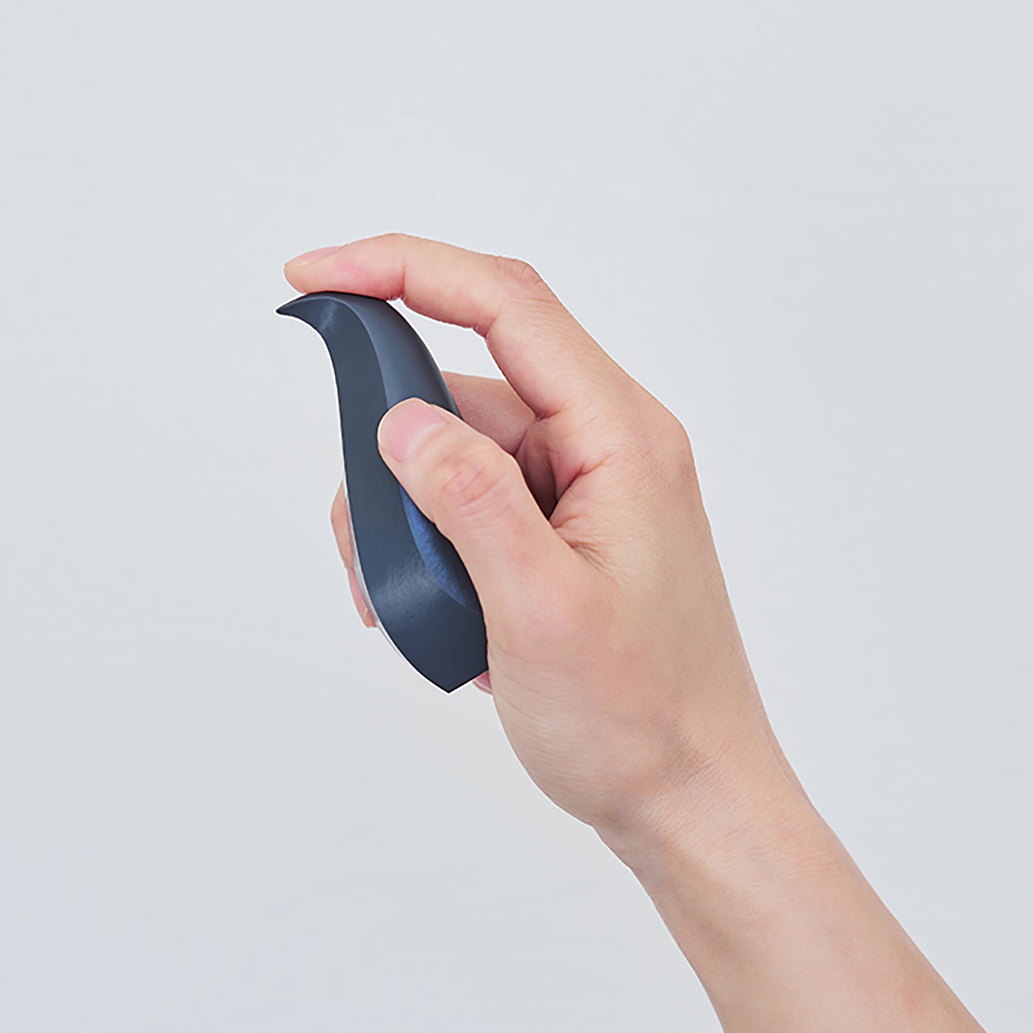 Penguin-Shaped Safety Box Cutter - Blade-Free & Japanese Crafted
