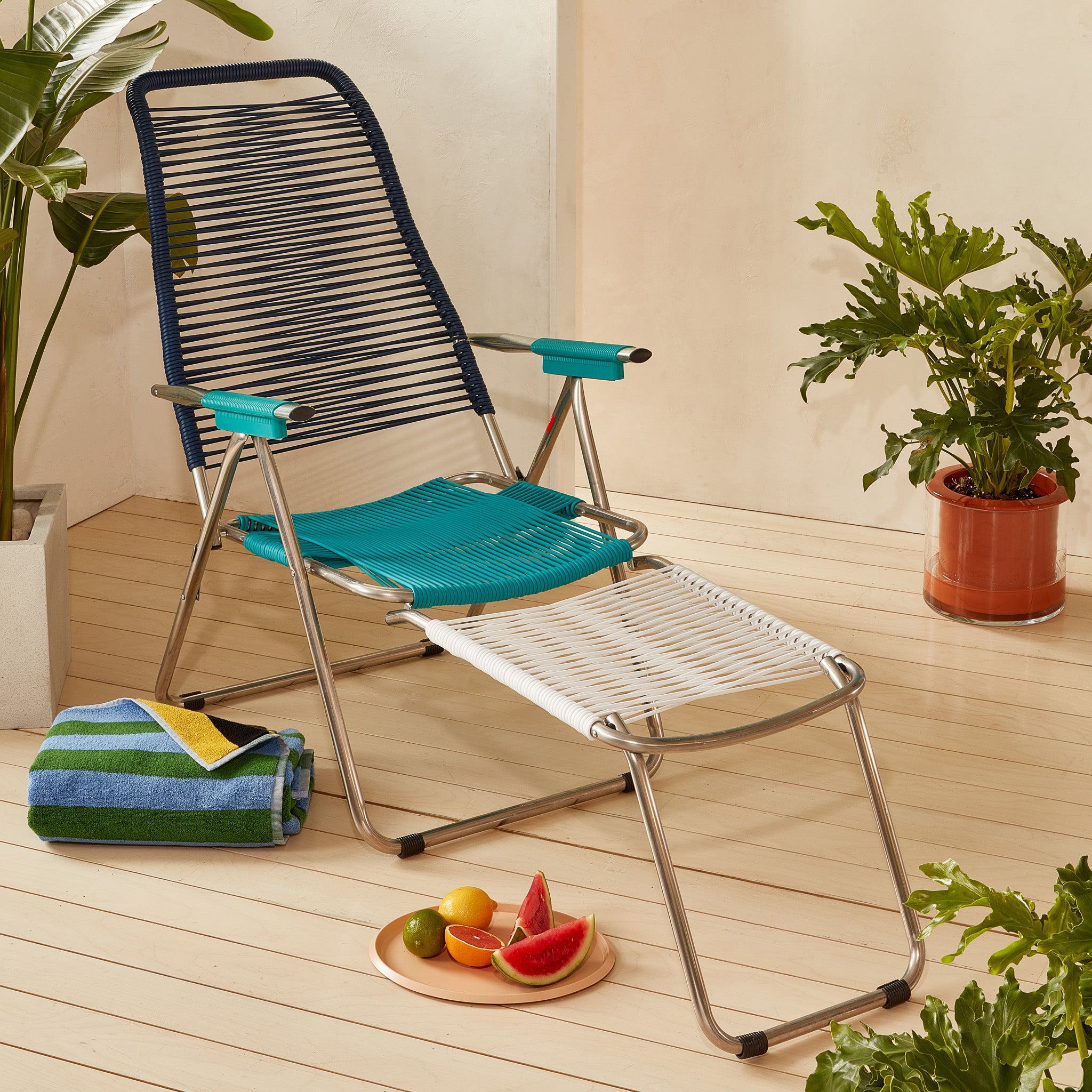 Spaghetti Outdoor Lounge Chair - Foldable Aluminum Frame, Adjustable Backrest