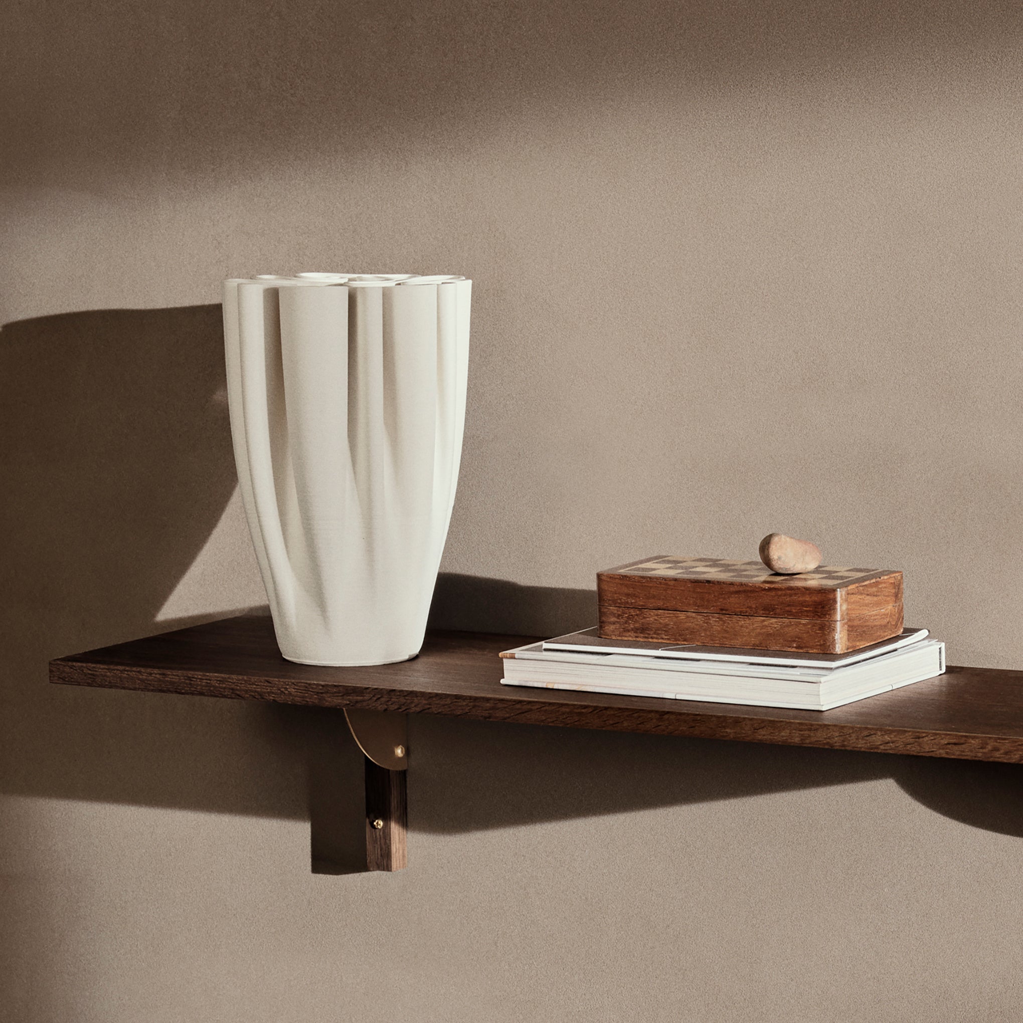 3D-Printed Ceramic Dedali Vase – Handcrafted Labyrinth Design