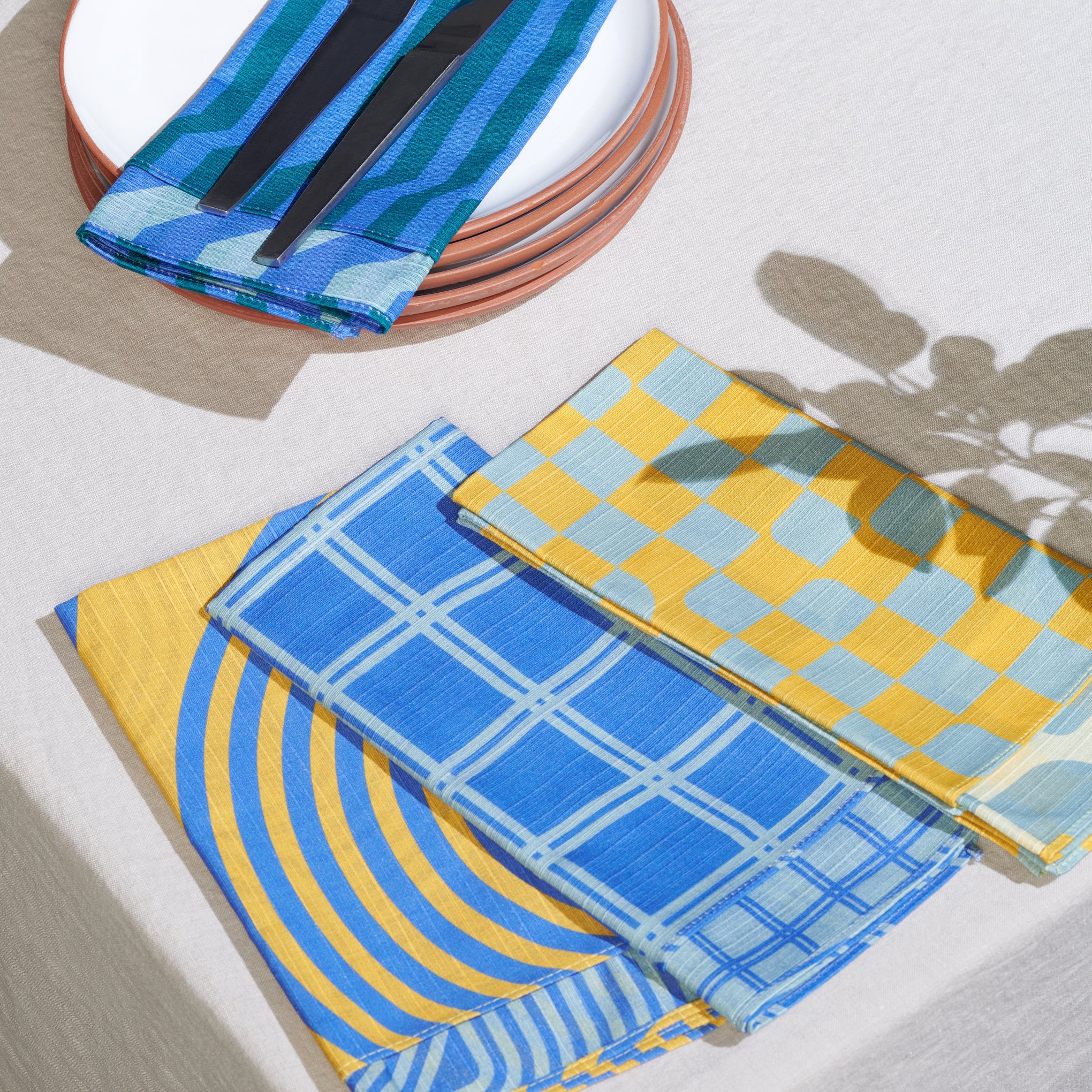 Tortuga Double-Sided Cotton Napkins - Set of 4 Colorful Patterns