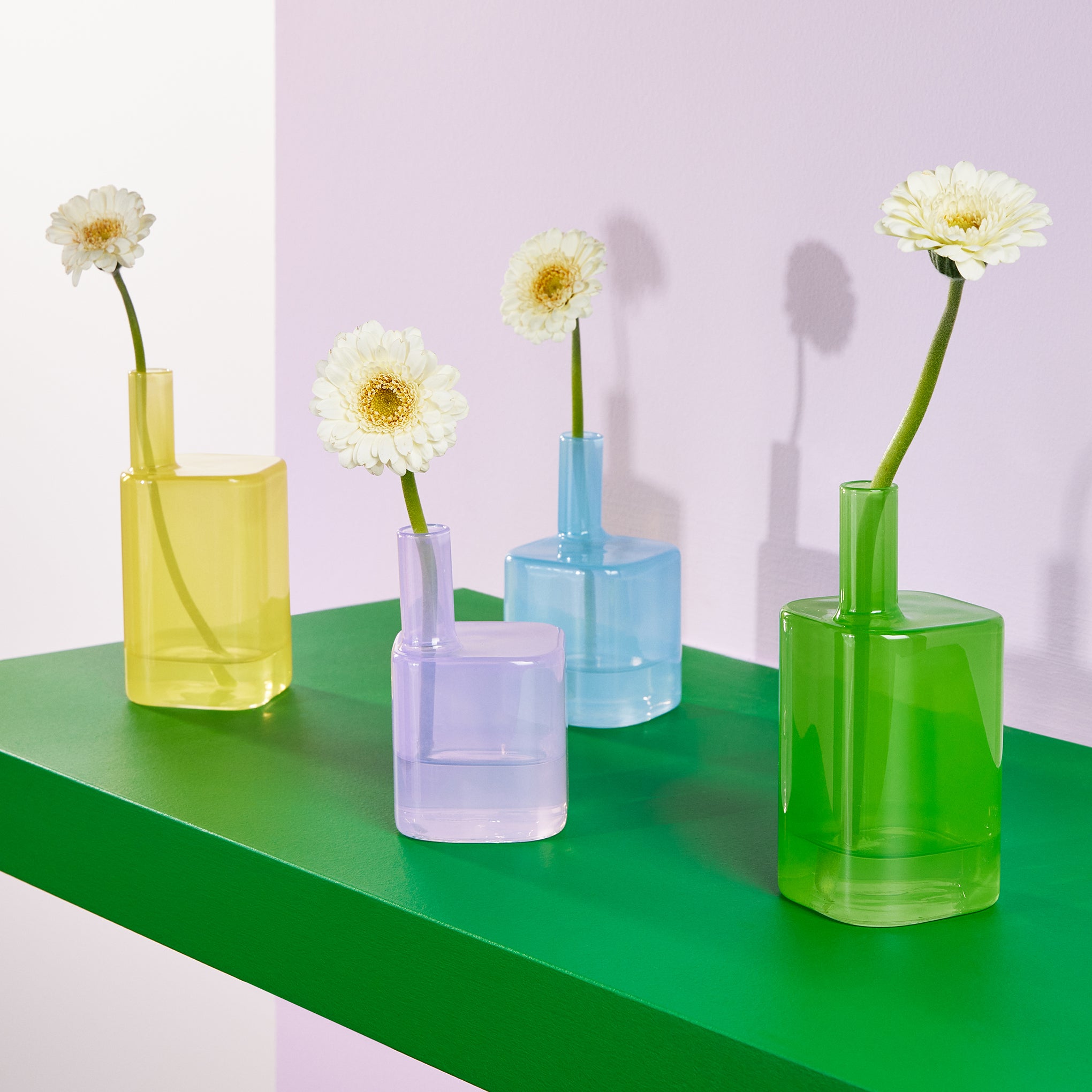MoMA Cityscape Glass Vase in Lemon for Small Blooms