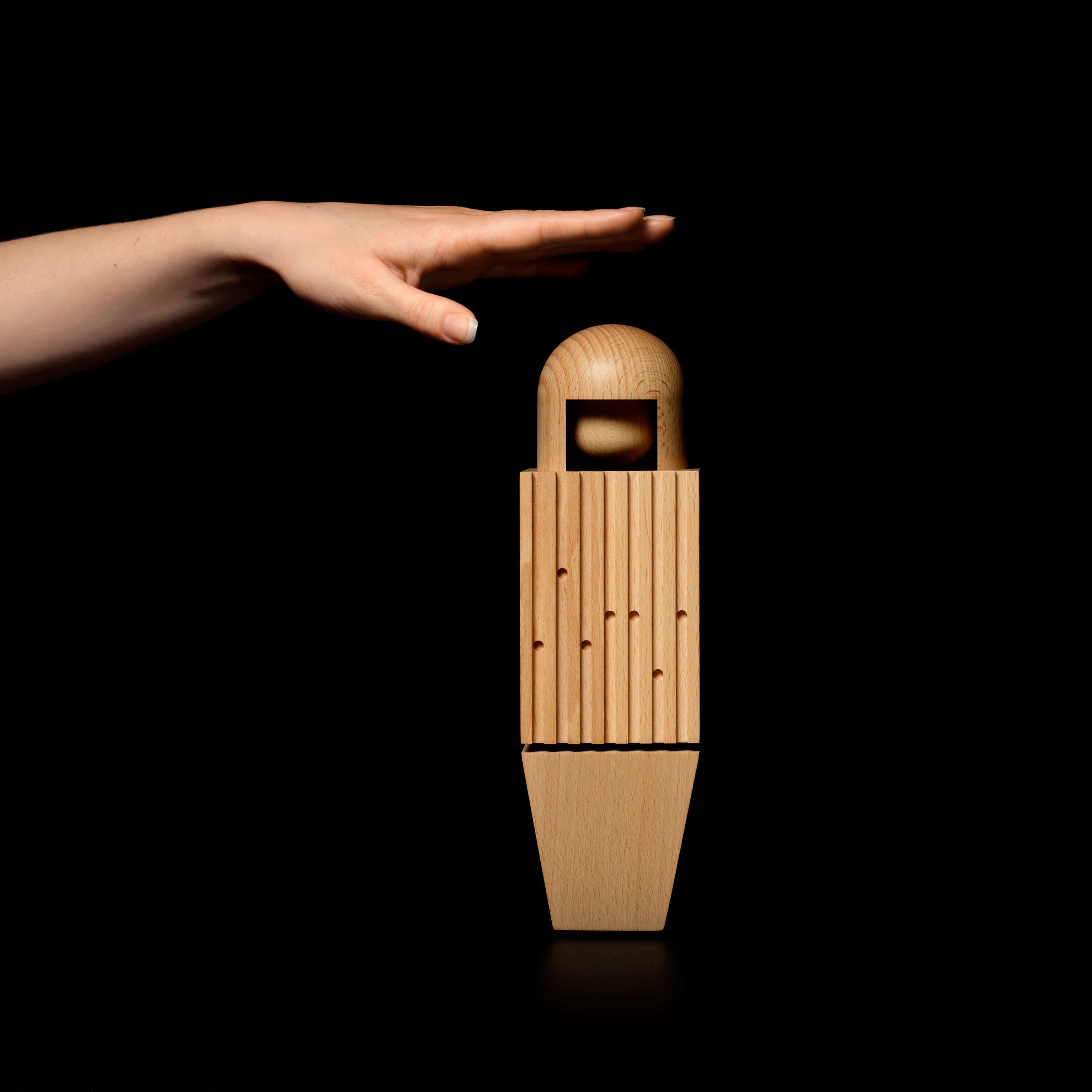 Teenage Engineering Bluetooth Choir Doll – MIDI-Controlled Wooden Singing Figure